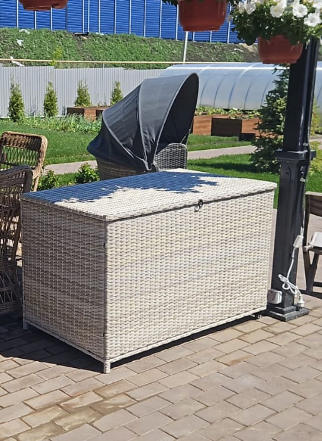 Сундук KARL в бежевом цвете